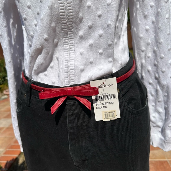 Nordstrom Narrow Bow Belt - Picture 2 of 9